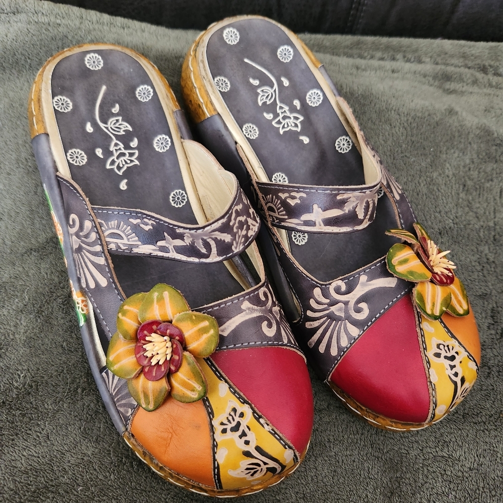 Boho clogs